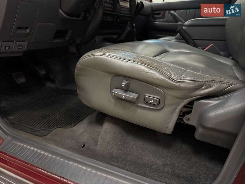 Внедорожник / Кроссовер Toyota Land Cruiser 1997 в Киеве