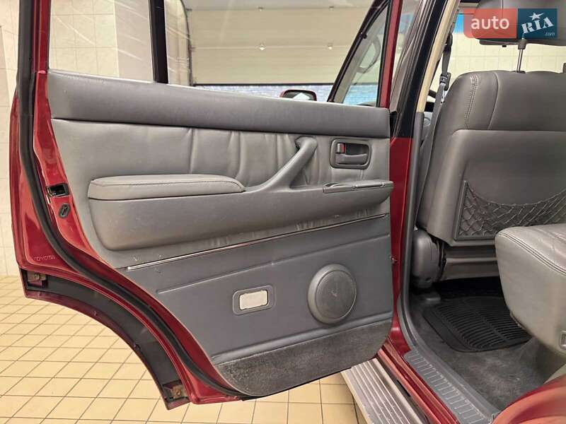 Внедорожник / Кроссовер Toyota Land Cruiser 1997 в Киеве