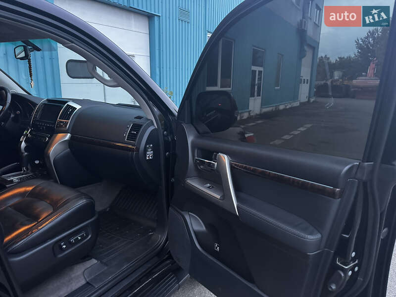 Внедорожник / Кроссовер Toyota Land Cruiser 2012 в Киеве