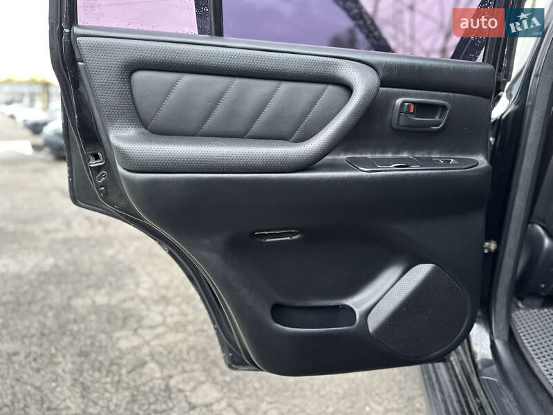 Позашляховик / Кросовер Toyota Land Cruiser 2003 в Харкові