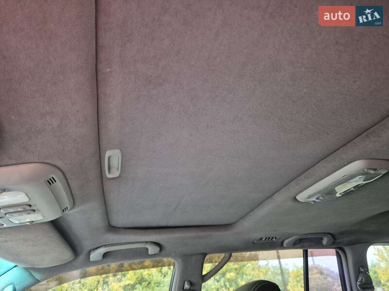 Внедорожник / Кроссовер Toyota Land Cruiser 2003 в Новомосковске