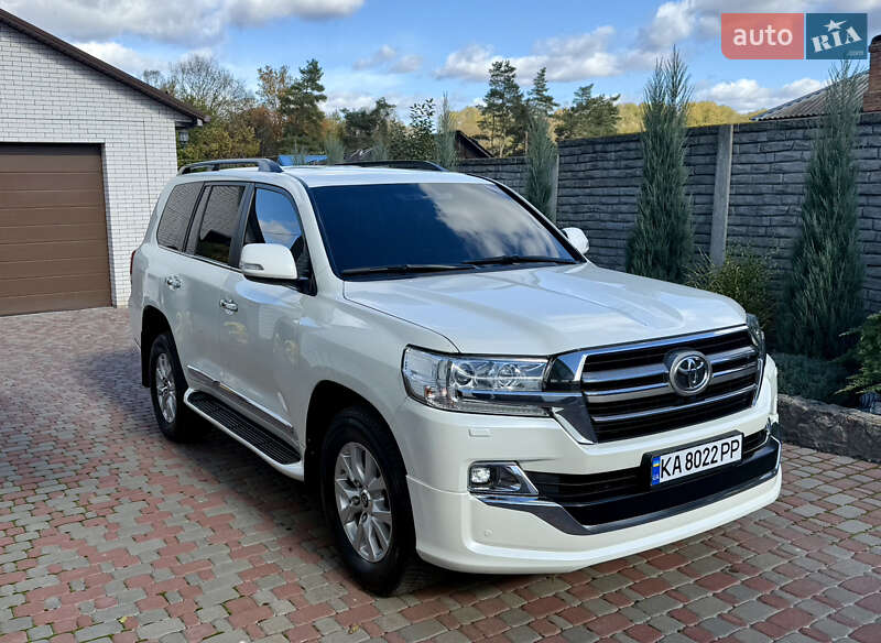 Внедорожник / Кроссовер Toyota Land Cruiser 2017 в Киеве