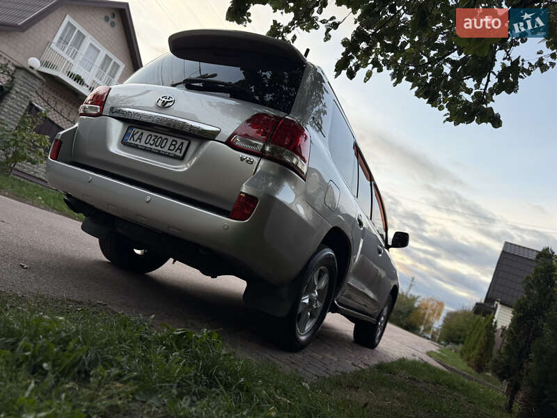 Внедорожник / Кроссовер Toyota Land Cruiser 2011 в Борисполе фото 20 Внедорожник / Кроссовер Toyota Land Cruiser 2011 в Борисполе