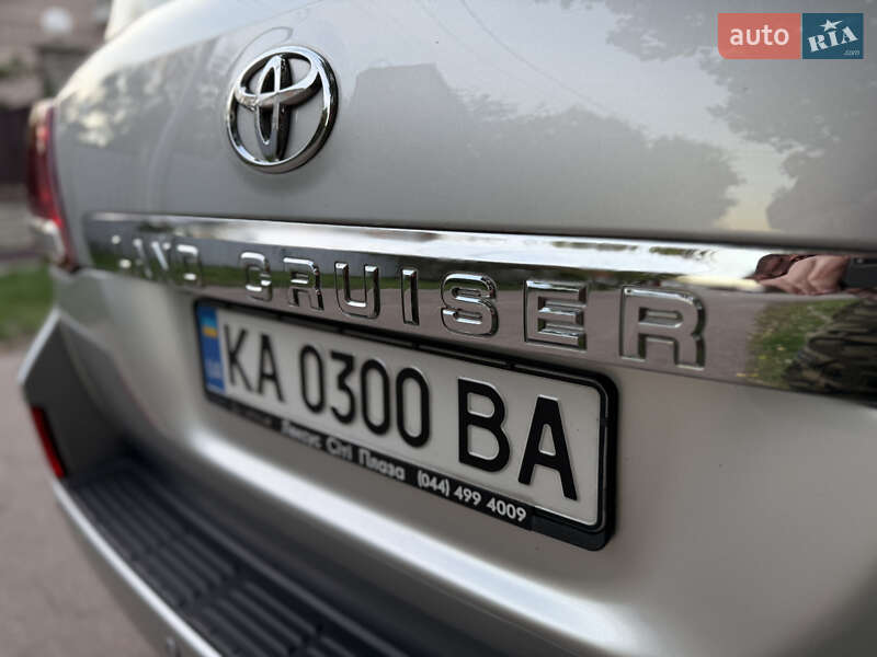 Внедорожник / Кроссовер Toyota Land Cruiser 2011 в Борисполе фото 65 Внедорожник / Кроссовер Toyota Land Cruiser 2011 в Борисполе