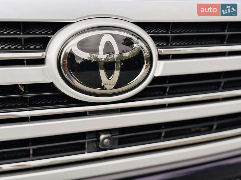 Внедорожник / Кроссовер Toyota Land Cruiser 2021 в Киеве