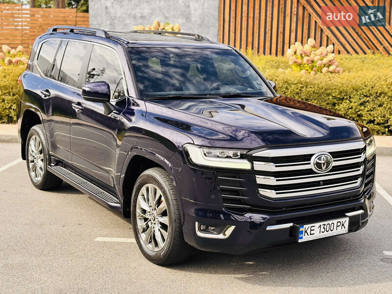 Внедорожник / Кроссовер Toyota Land Cruiser 2021 в Киеве