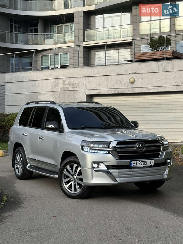 Внедорожник / Кроссовер Toyota Land Cruiser 2016 в Киеве