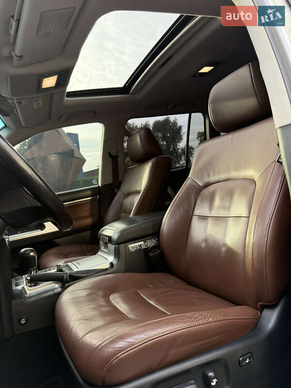 Внедорожник / Кроссовер Toyota Land Cruiser 2016 в Киеве