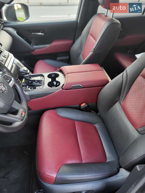 Внедорожник / Кроссовер Toyota Land Cruiser 2023 в Киеве фото Внедорожник / Кроссовер Toyota Land Cruiser 2023 в Киеве