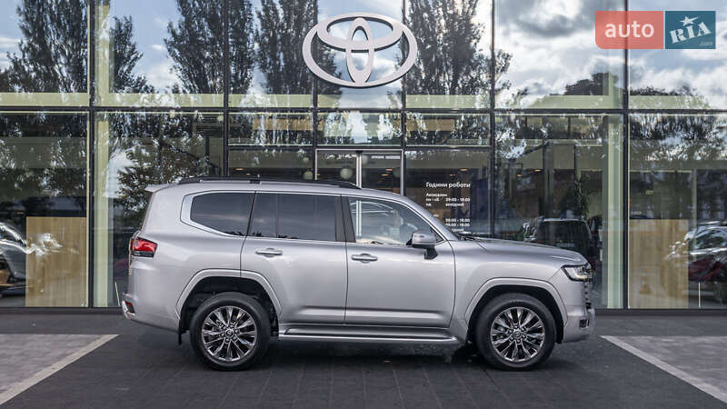 Внедорожник / Кроссовер Toyota Land Cruiser 2023 в Днепре
