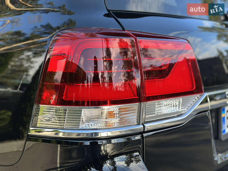 Внедорожник / Кроссовер Toyota Land Cruiser 2019 в Киеве