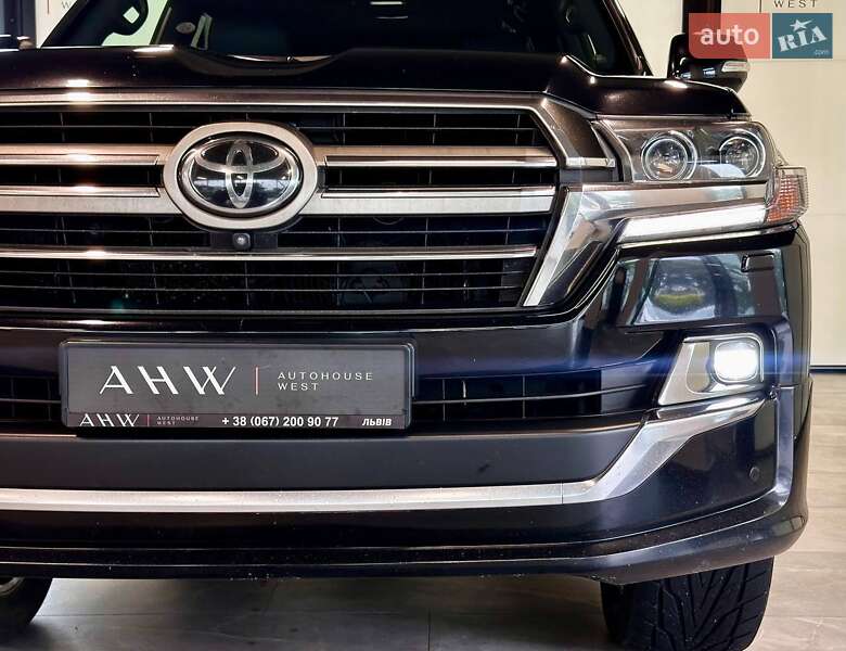 Позашляховик / Кросовер Toyota Land Cruiser 2020 в Львові