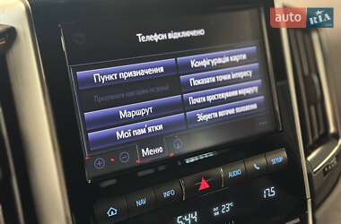 Позашляховик / Кросовер Toyota Land Cruiser 2020 в 