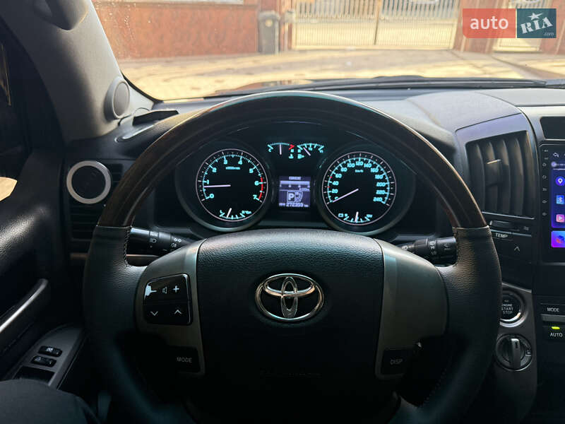 Внедорожник / Кроссовер Toyota Land Cruiser 2007 в Тячеве фото 11 Внедорожник / Кроссовер Toyota Land Cruiser 2007 в Тячеве