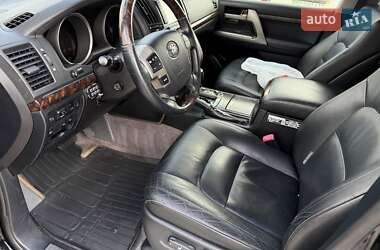 Внедорожник / Кроссовер Toyota Land Cruiser 2011 в Тернополе