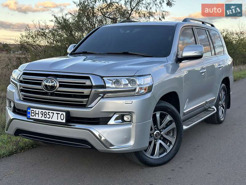 Внедорожник / Кроссовер Toyota Land Cruiser 2016 в Одессе фото 8 Внедорожник / Кроссовер Toyota Land Cruiser 2016 в Одессе