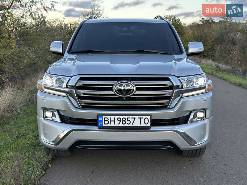 Внедорожник / Кроссовер Toyota Land Cruiser 2016 в Одессе фото 13 Внедорожник / Кроссовер Toyota Land Cruiser 2016 в Одессе
