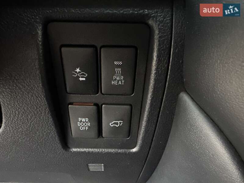 Внедорожник / Кроссовер Toyota Land Cruiser 2016 в Одессе фото 49 Внедорожник / Кроссовер Toyota Land Cruiser 2016 в Одессе