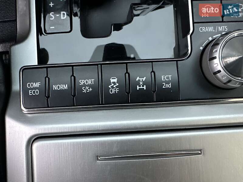 Внедорожник / Кроссовер Toyota Land Cruiser 2016 в Одессе фото 54 Внедорожник / Кроссовер Toyota Land Cruiser 2016 в Одессе