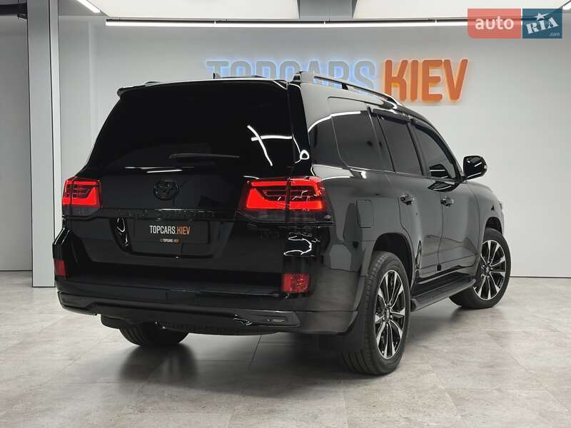 Внедорожник / Кроссовер Toyota Land Cruiser 2018 в Киеве фото 9 Внедорожник / Кроссовер Toyota Land Cruiser 2018 в Киеве