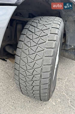 Внедорожник / Кроссовер Toyota Land Cruiser 2003 в 