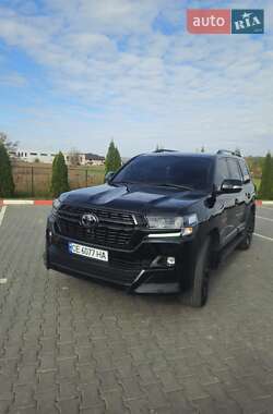 Позашляховик / Кросовер Toyota Land Cruiser 2012 в Чернівцях