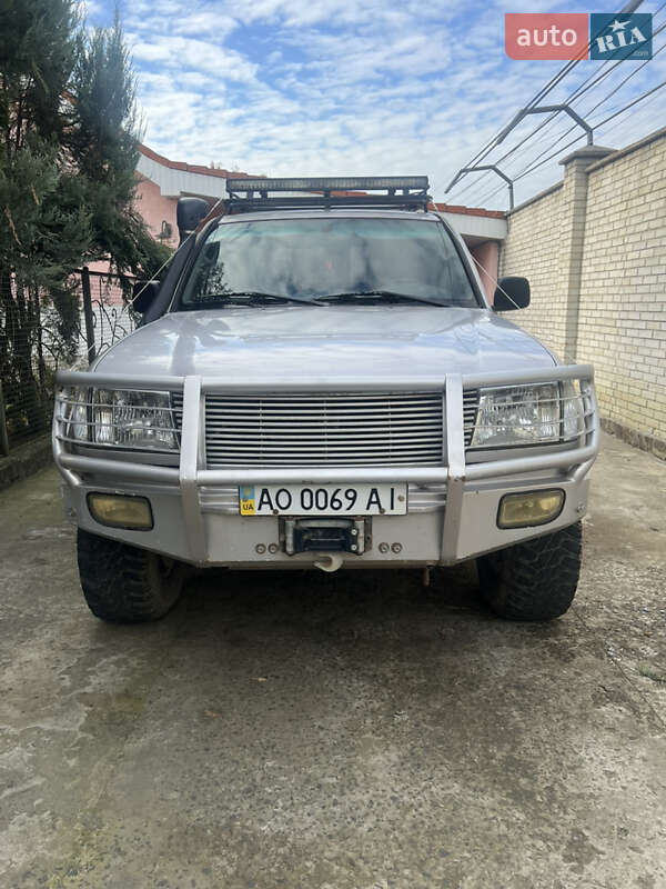 Внедорожник / Кроссовер Toyota Land Cruiser 2002 в Ужгороде фото Внедорожник / Кроссовер Toyota Land Cruiser 2002 в Ужгороде