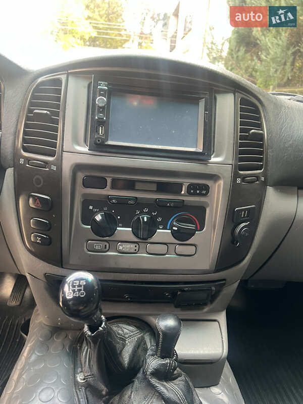 Внедорожник / Кроссовер Toyota Land Cruiser 2002 в Ужгороде фото 7 Внедорожник / Кроссовер Toyota Land Cruiser 2002 в Ужгороде