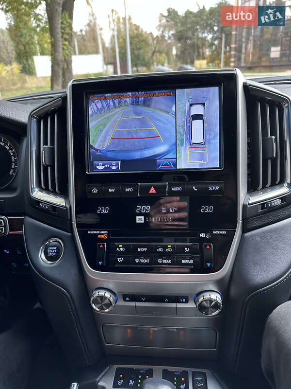 Внедорожник / Кроссовер Toyota Land Cruiser 2019 в Киеве