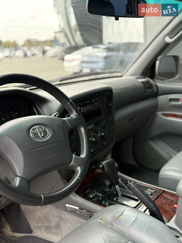 Внедорожник / Кроссовер Toyota Land Cruiser 2001 в Киеве фото 9 Внедорожник / Кроссовер Toyota Land Cruiser 2001 в Киеве