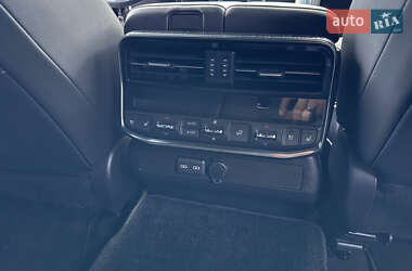 Внедорожник / Кроссовер Toyota Land Cruiser 2021 в 