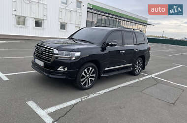 Внедорожник / Кроссовер Toyota Land Cruiser 2018 в 