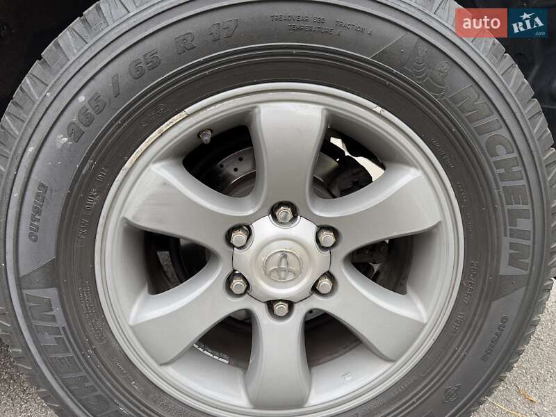 Внедорожник / Кроссовер Toyota Land Cruiser 2008 в Харькове
