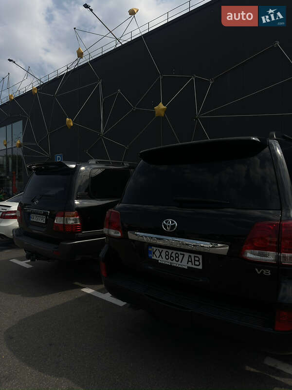 Внедорожник / Кроссовер Toyota Land Cruiser 2008 в Сумах