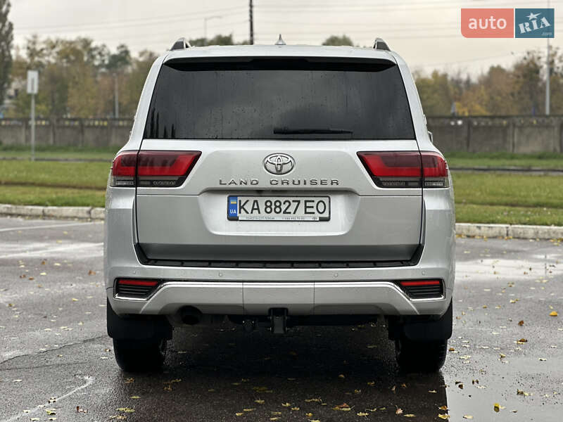 Внедорожник / Кроссовер Toyota Land Cruiser 2021 в Киеве фото 6 Внедорожник / Кроссовер Toyota Land Cruiser 2021 в Киеве