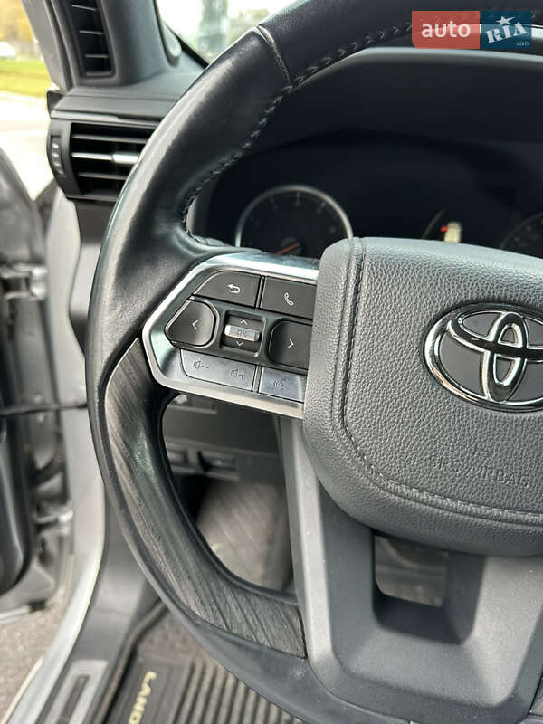 Внедорожник / Кроссовер Toyota Land Cruiser 2021 в Киеве фото 30 Внедорожник / Кроссовер Toyota Land Cruiser 2021 в Киеве