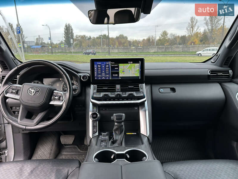 Внедорожник / Кроссовер Toyota Land Cruiser 2021 в Киеве фото 44 Внедорожник / Кроссовер Toyota Land Cruiser 2021 в Киеве