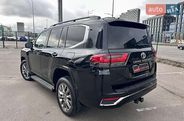 Внедорожник / Кроссовер Toyota Land Cruiser 2023 в 