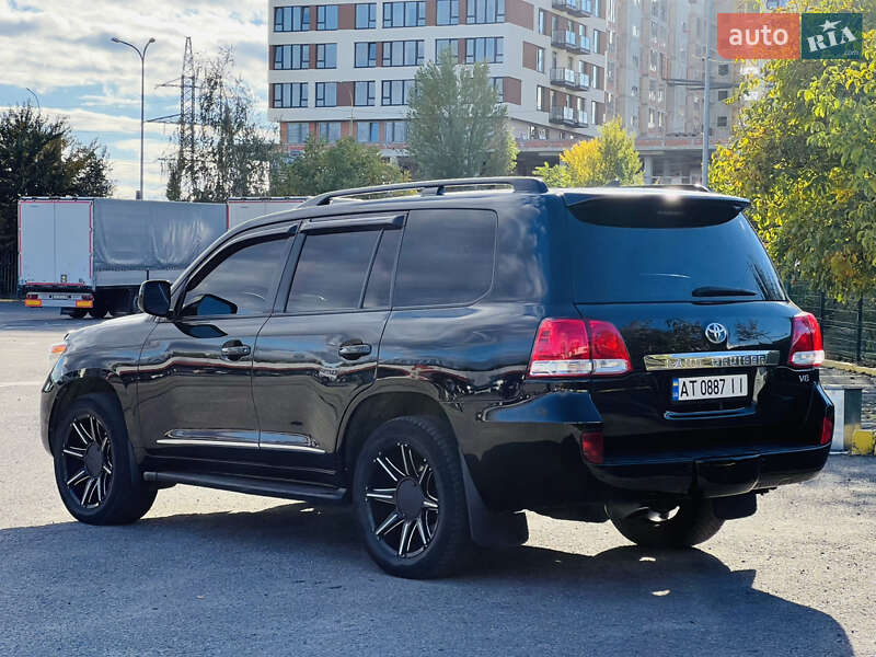 Позашляховик / Кросовер Toyota Land Cruiser 2008 в Ужгороді фото 6 Позашляховик / Кросовер Toyota Land Cruiser 2008 в Ужгороді