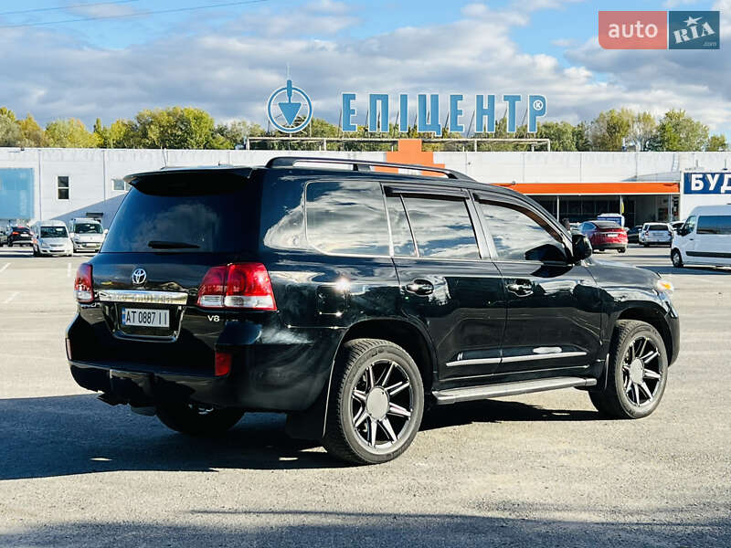 Позашляховик / Кросовер Toyota Land Cruiser 2008 в Ужгороді фото 13 Позашляховик / Кросовер Toyota Land Cruiser 2008 в Ужгороді