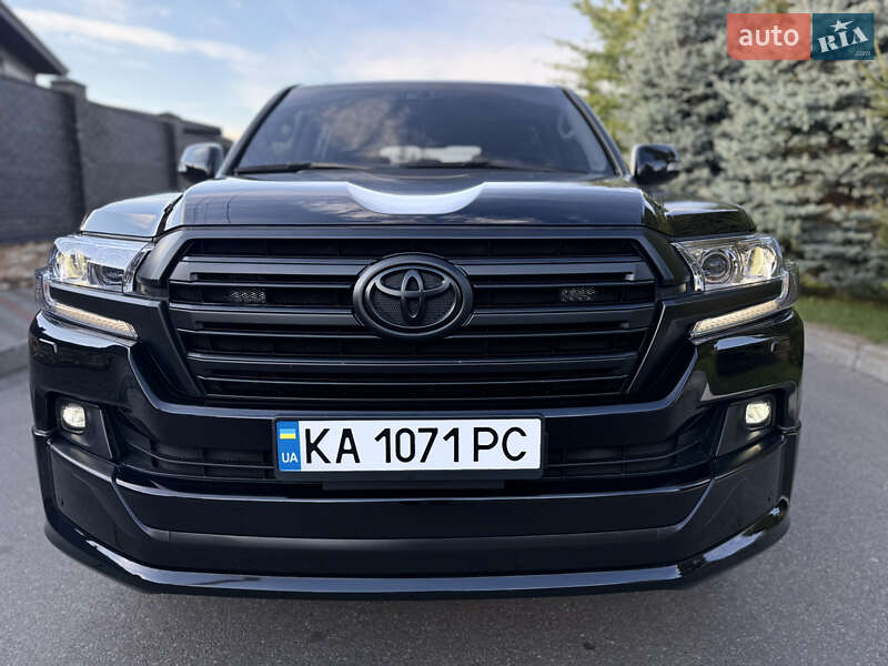 Toyota Land Cruiser 2020