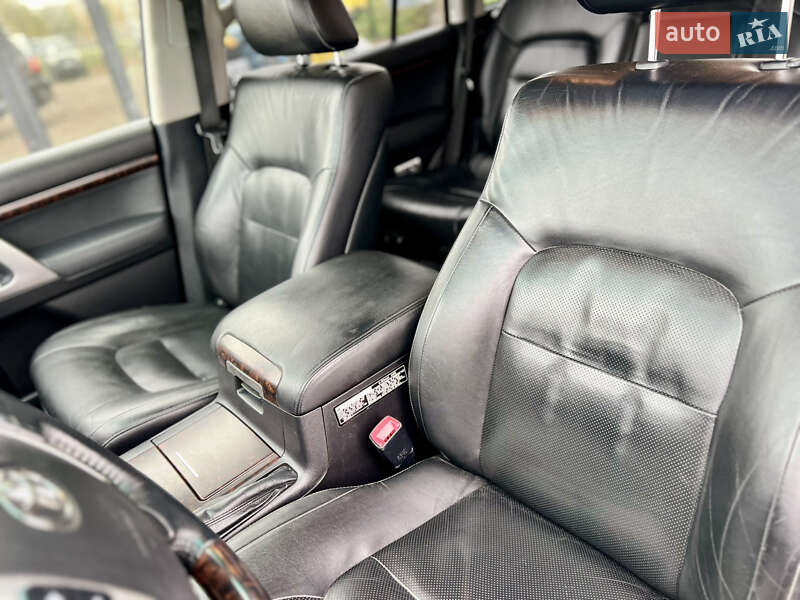 Внедорожник / Кроссовер Toyota Land Cruiser 2012 в Киеве