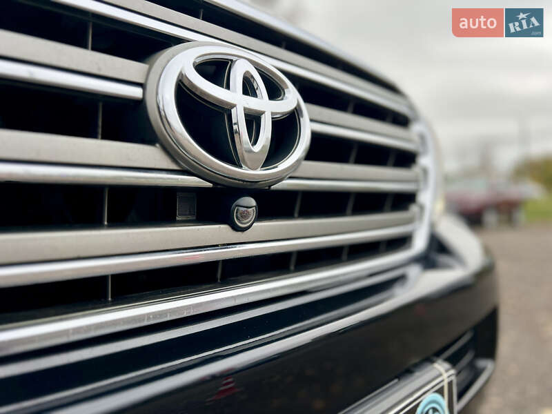 Внедорожник / Кроссовер Toyota Land Cruiser 2012 в Киеве