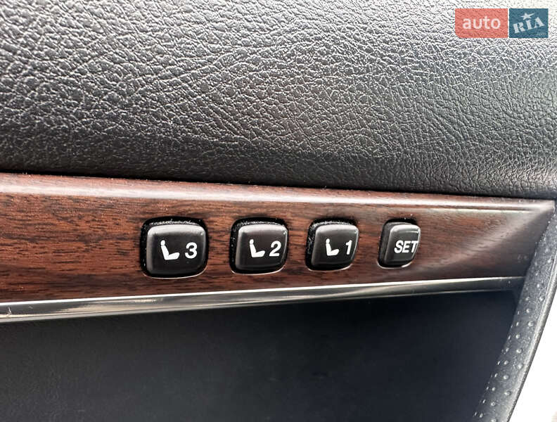 Внедорожник / Кроссовер Toyota Land Cruiser 2018 в Киеве фото 15 Внедорожник / Кроссовер Toyota Land Cruiser 2018 в Киеве