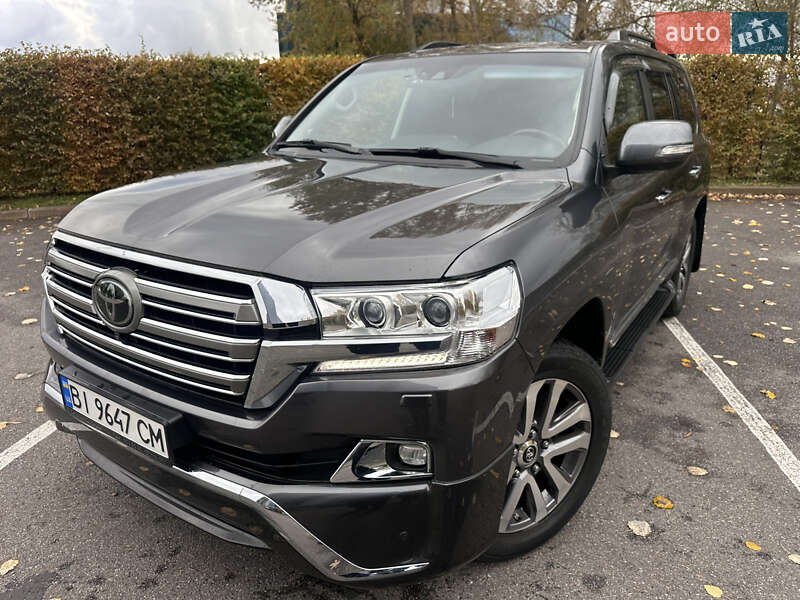 Внедорожник / Кроссовер Toyota Land Cruiser 2018 в Киеве фото 19 Внедорожник / Кроссовер Toyota Land Cruiser 2018 в Киеве