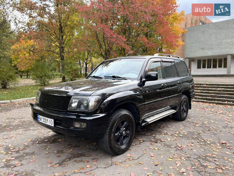 Внедорожник / Кроссовер Toyota Land Cruiser 2005 в Ровно фото Внедорожник / Кроссовер Toyota Land Cruiser 2005 в Ровно
