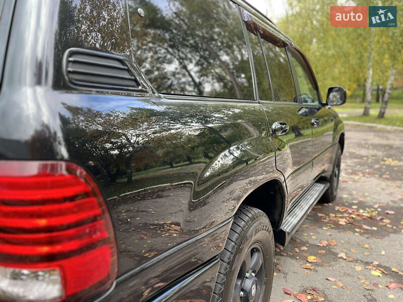 Внедорожник / Кроссовер Toyota Land Cruiser 2005 в Ровно фото 16 Внедорожник / Кроссовер Toyota Land Cruiser 2005 в Ровно