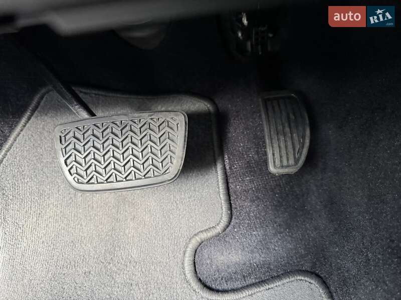 Внедорожник / Кроссовер Toyota Land Cruiser 2017 в Полтаве