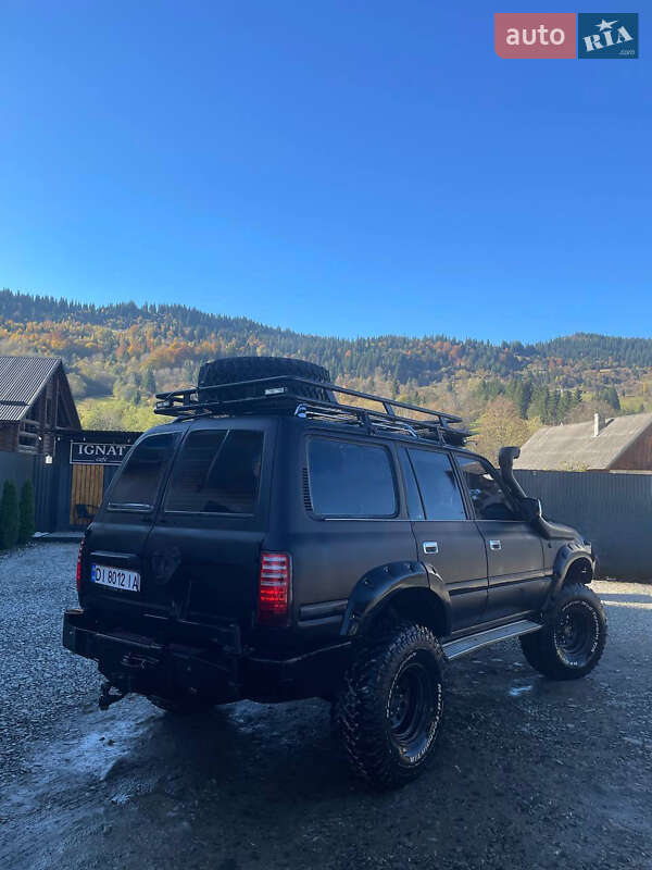 Внедорожник / Кроссовер Toyota Land Cruiser 1997 в Рахове