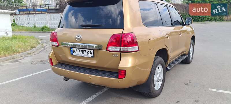 Внедорожник / Кроссовер Toyota Land Cruiser 2008 в Киеве фото 5 Внедорожник / Кроссовер Toyota Land Cruiser 2008 в Киеве